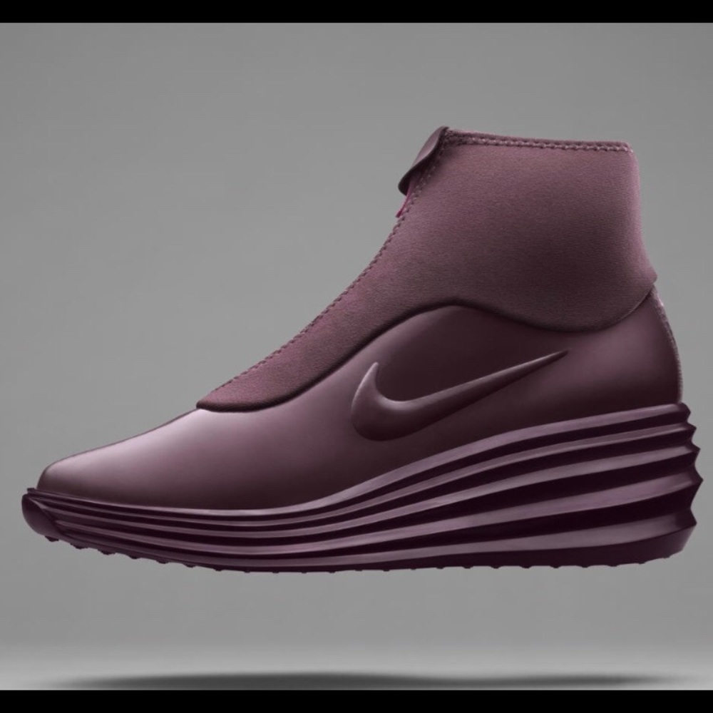 Nike Women’s Lunarelite Sky Hi Sneakers